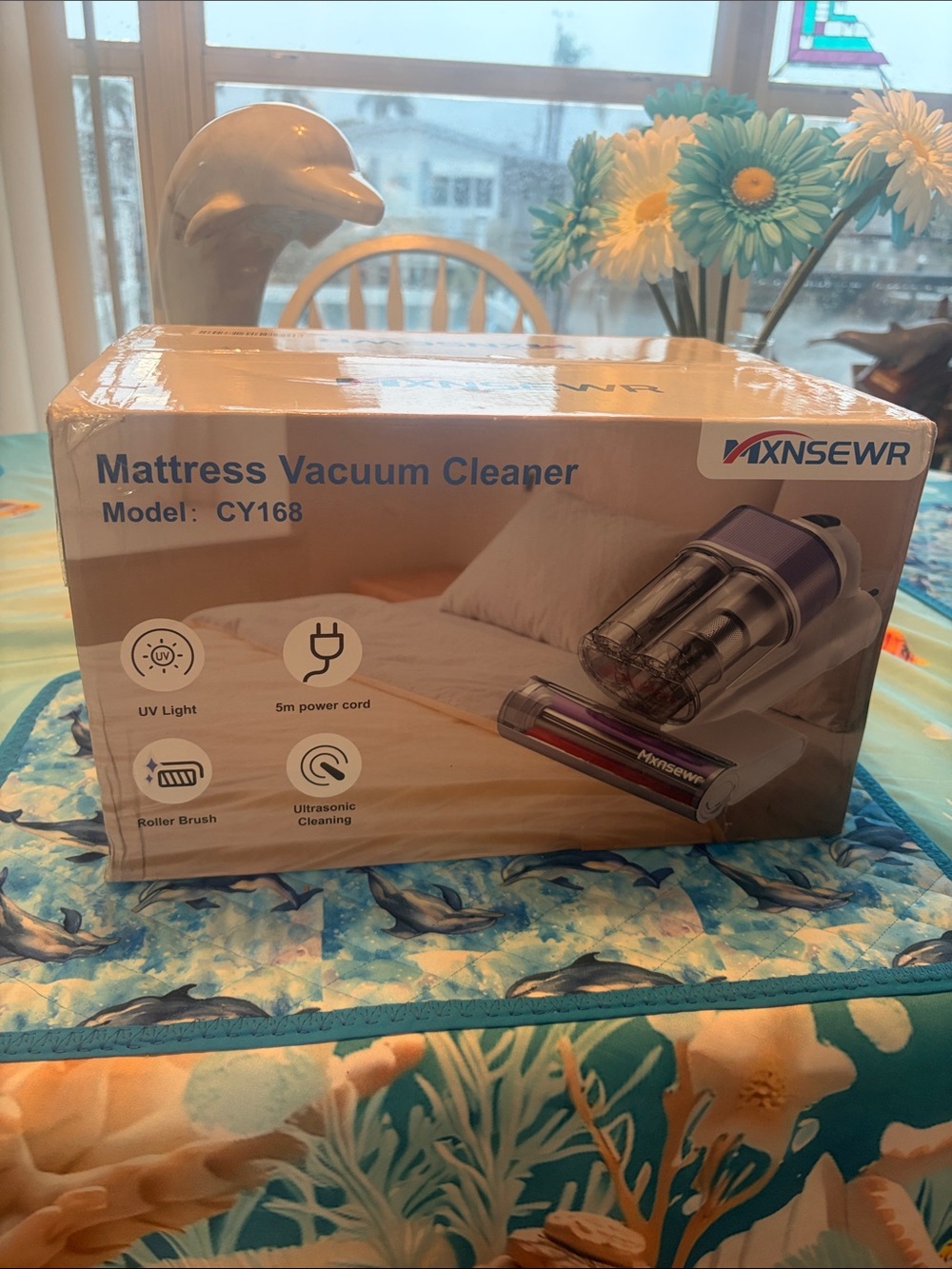 CY168 Mattress Vacuum Cleaner - Purple/White